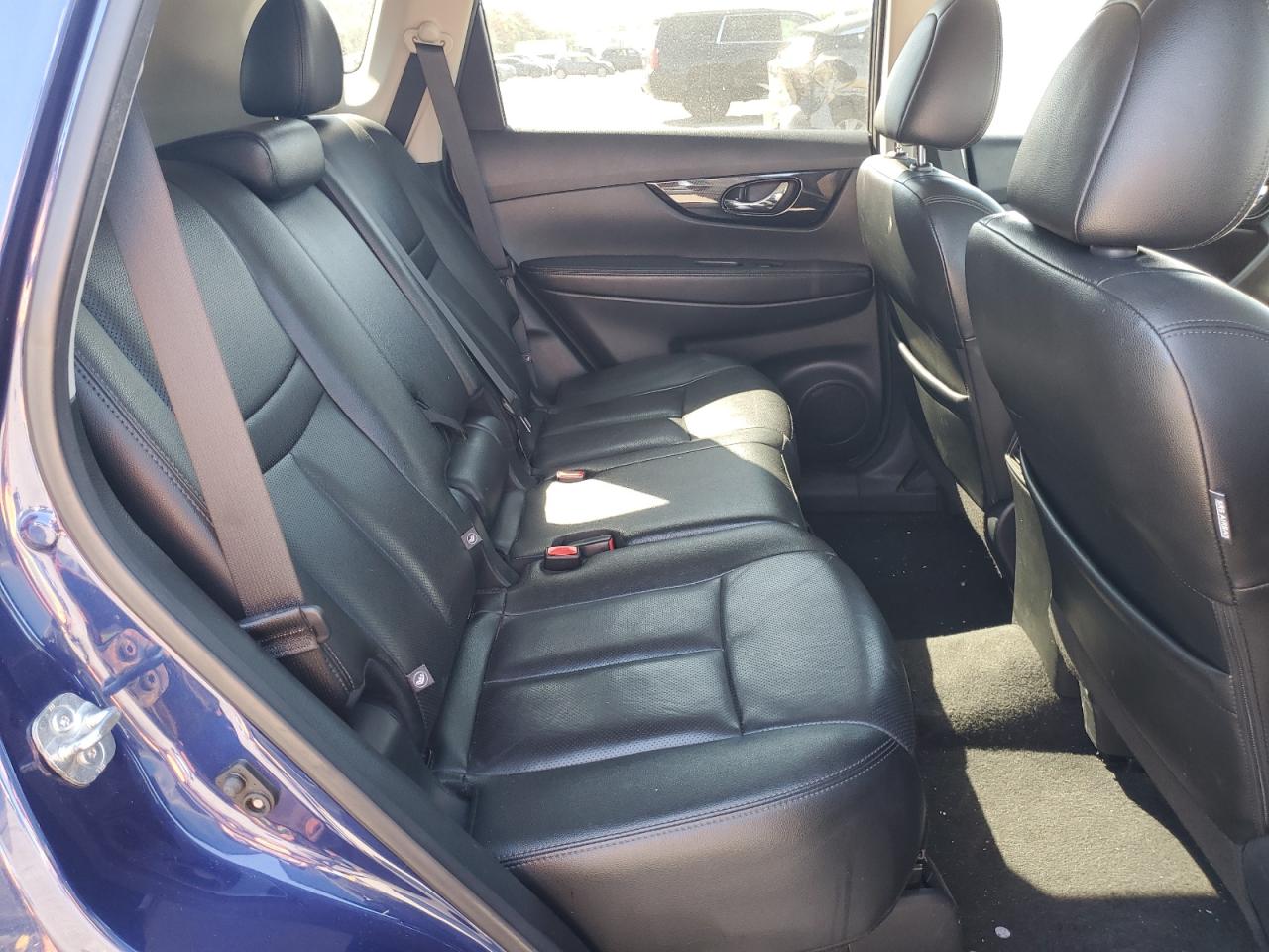 2019 Nissan Rogue S VIN: 5N1AT2MV6KC815720 Lot: 80411405