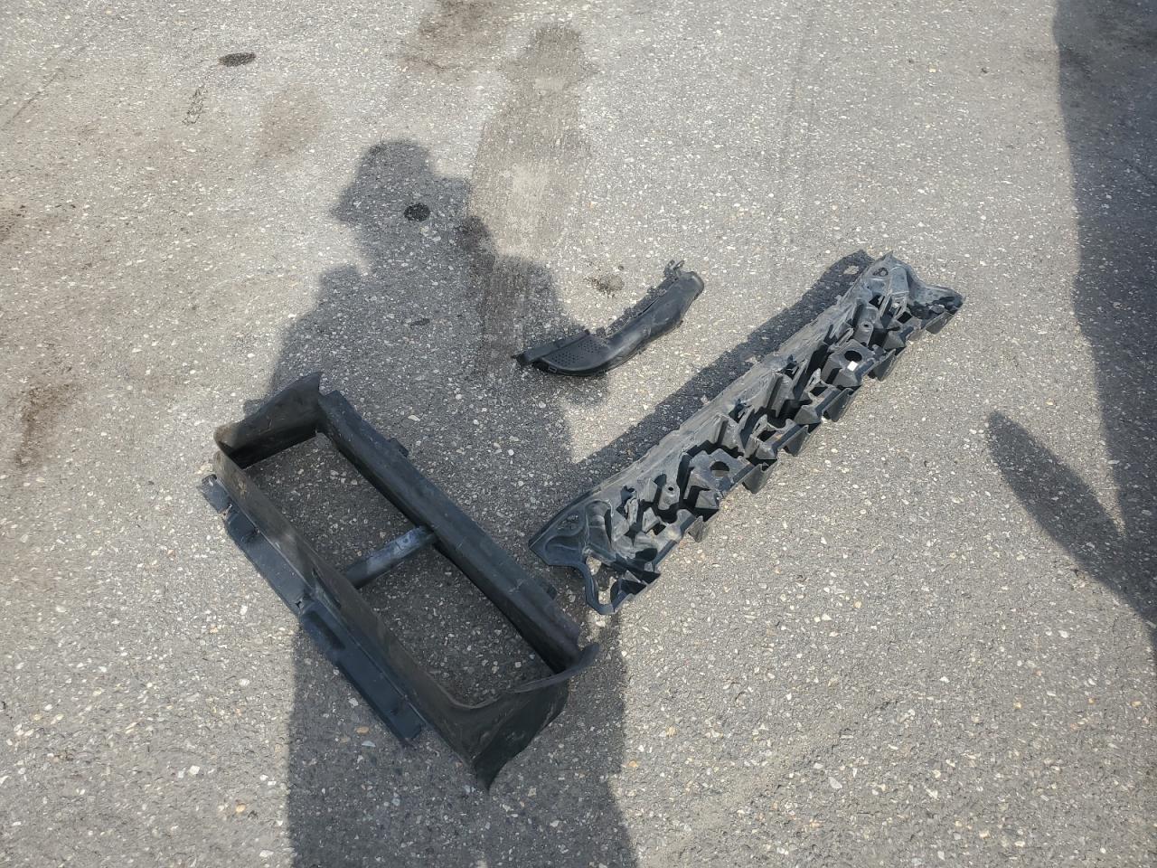 2014 Ford Focus Se VIN: 1FADP3K24EL364219 Lot: 80807995