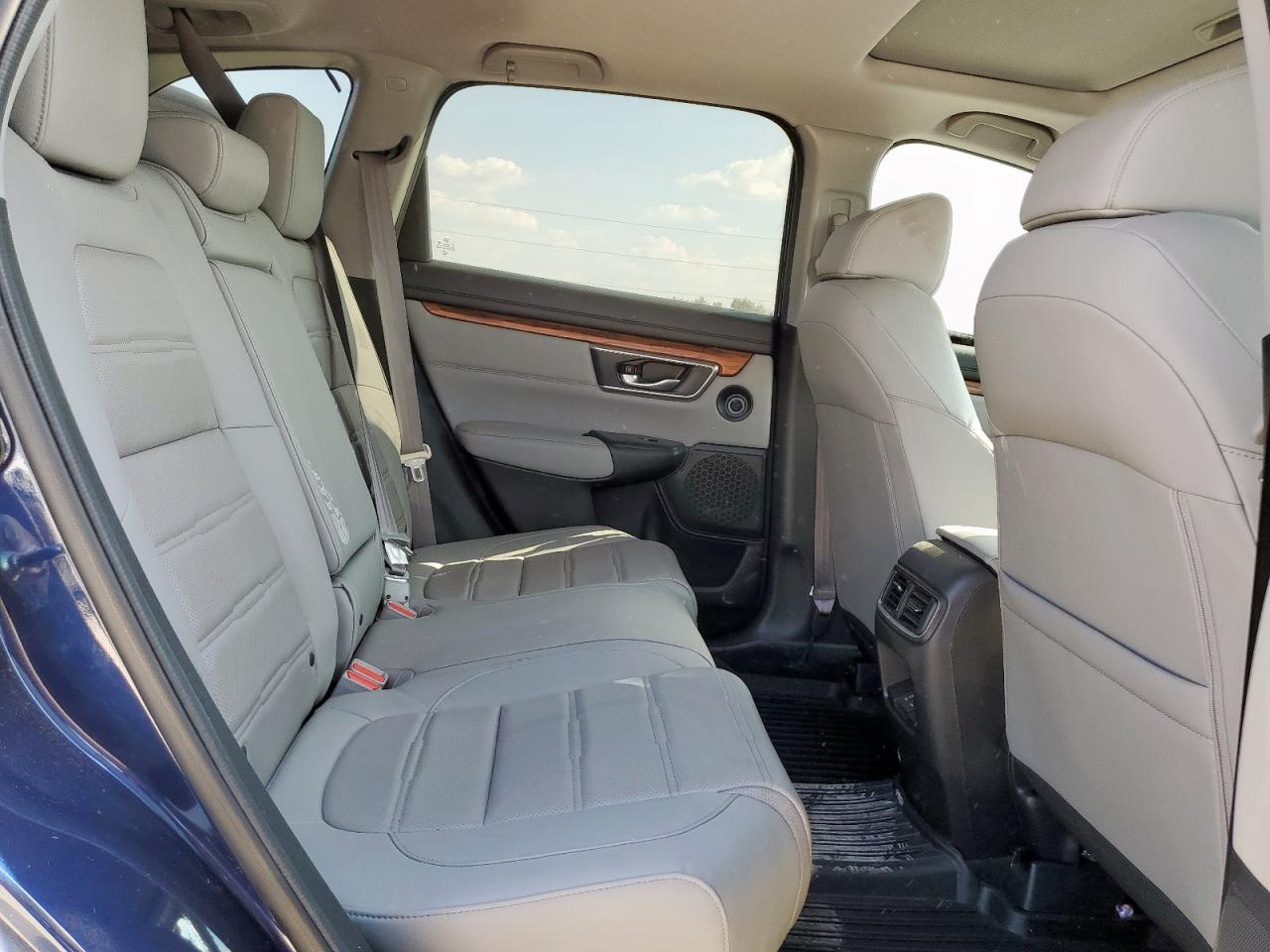 2019 Honda Cr-V Touring VIN: 7FARW1H97KE015652 Lot: 80304805