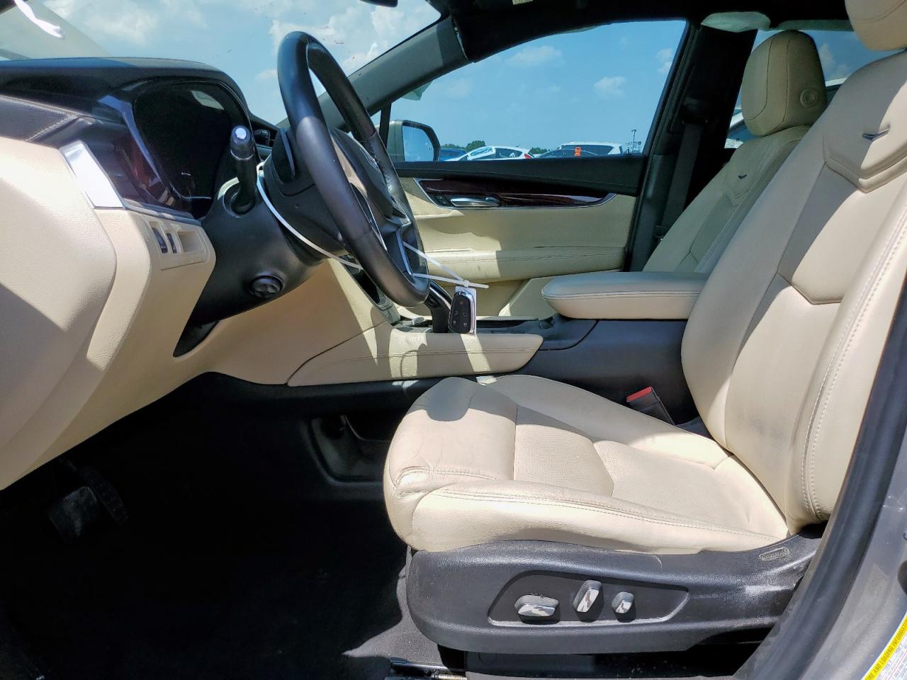 2018 Cadillac Xt5 Luxury VIN: 1GYKNCRS4JZ115417 Lot: 81292875