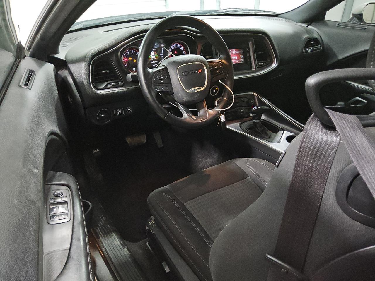 2016 Dodge Challenger Sxt VIN: 2C3CDZAGXGH275032 Lot: 80899325