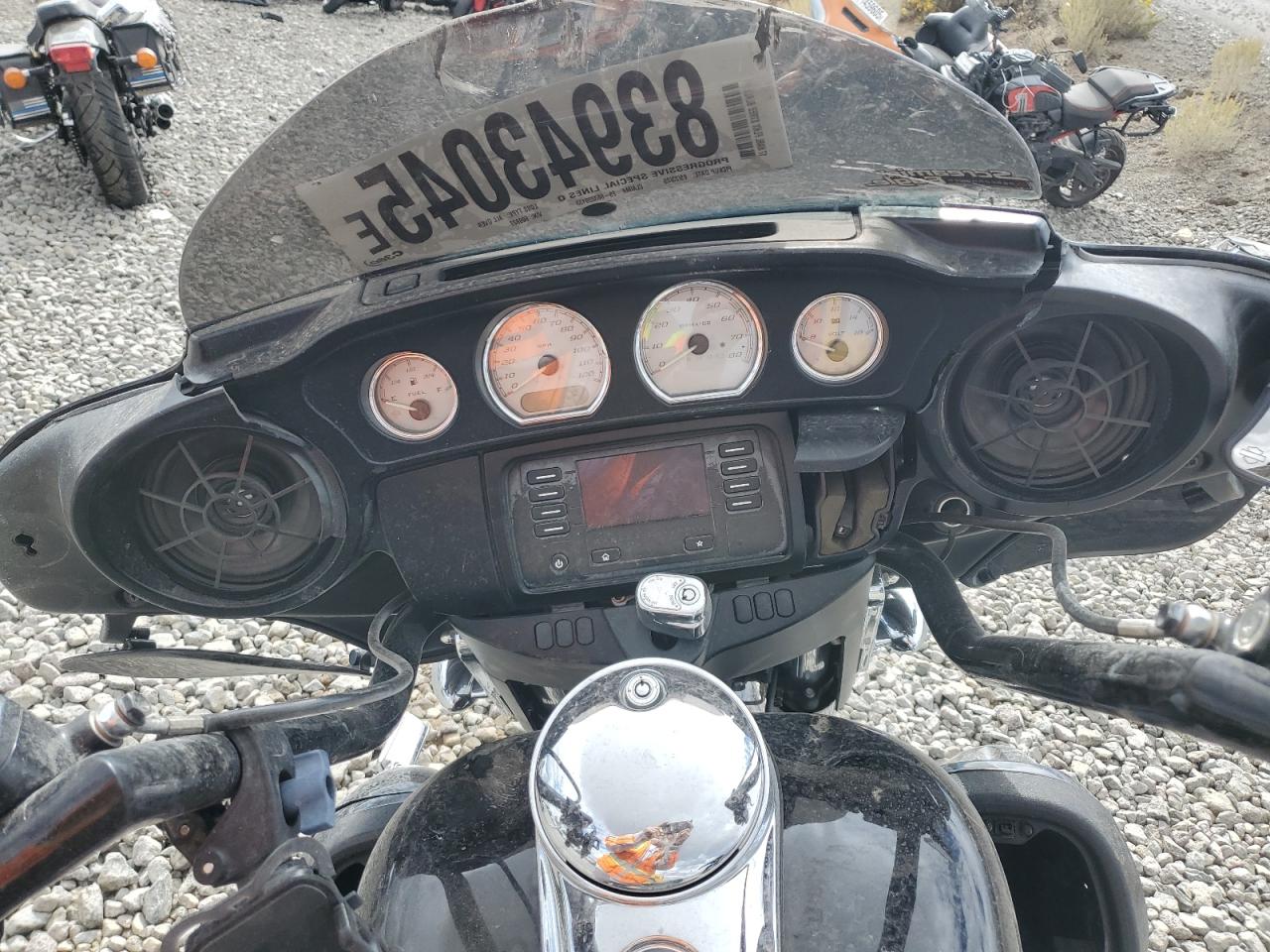 2017 Harley-Davidson Flhx Street Glide VIN: 1HD1KBC19HB609827 Lot: 83943045