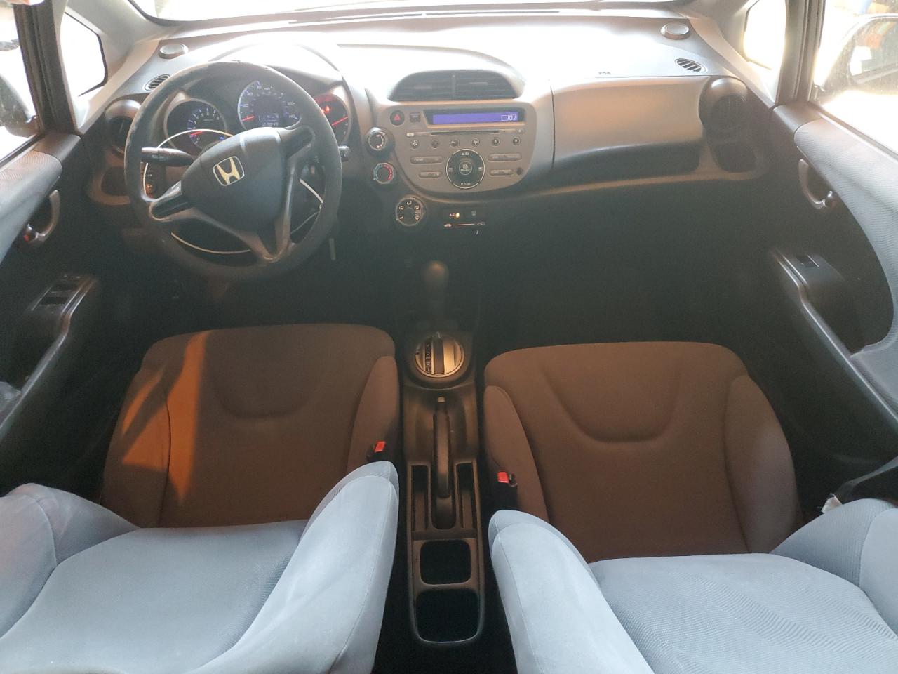 2010 Honda Fit VIN: JHMGE8H20AC013480 Lot: 80693275