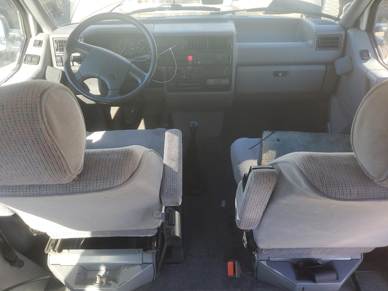 1993 Volkswagen Eurovan Mv VIN: WV2MC0701PH015733 Lot: 84437545