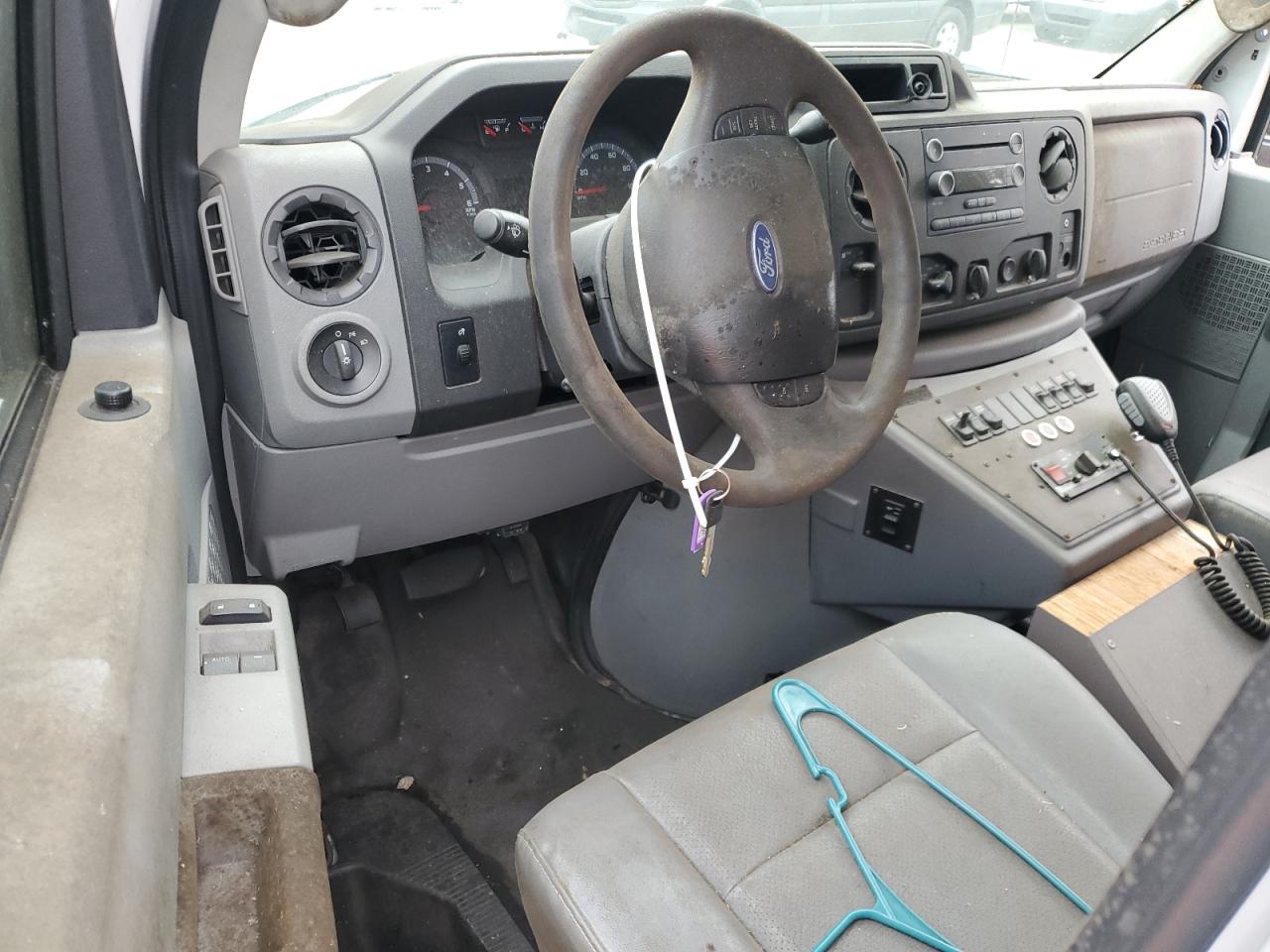 2013 Ford Econoline E350 Super Duty Van VIN: 1FDSS3EL0DDA63584 Lot: 85921895