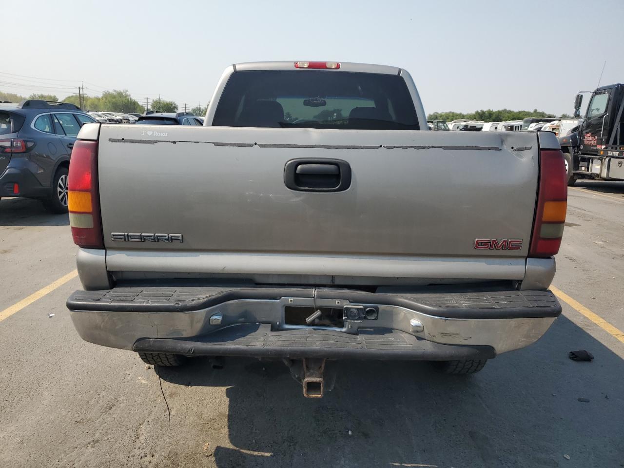 2001 GMC Sierra K2500 Heavy Duty VIN: 1GTHK29G41E193895 Lot: 71204535