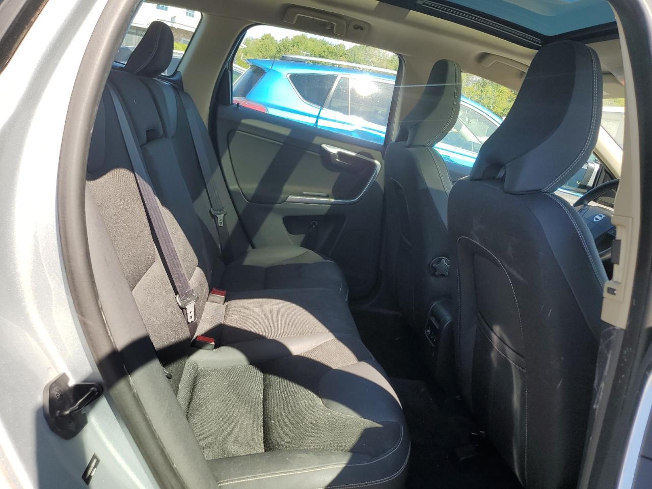 2010 Volvo Xc60 3.2 VIN: YV4960DL6A2099484 Lot: 80648095