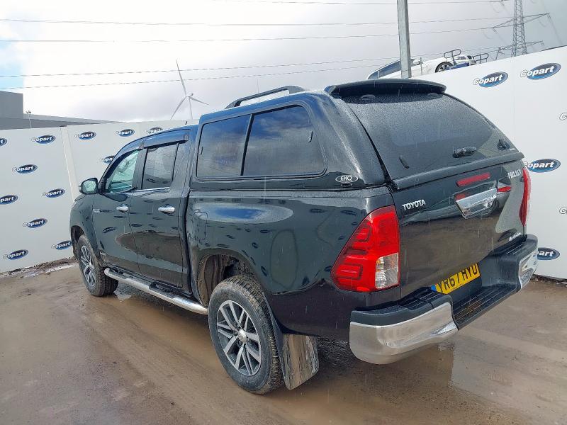 2017 TOYOTA HILUX INVINCIBLE D-4D 4WD INVINCIBLE D/CAB PICK UP 2.4 D-4D