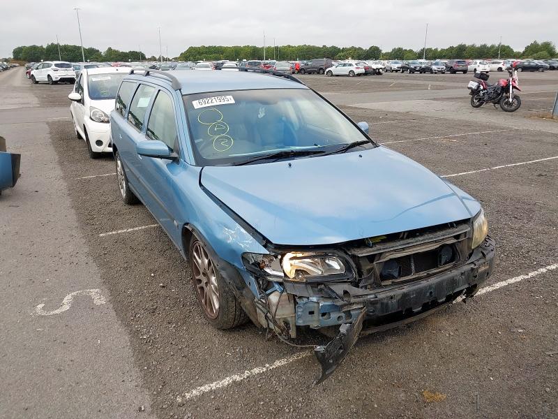 2003 VOLVO V70 D5 SE