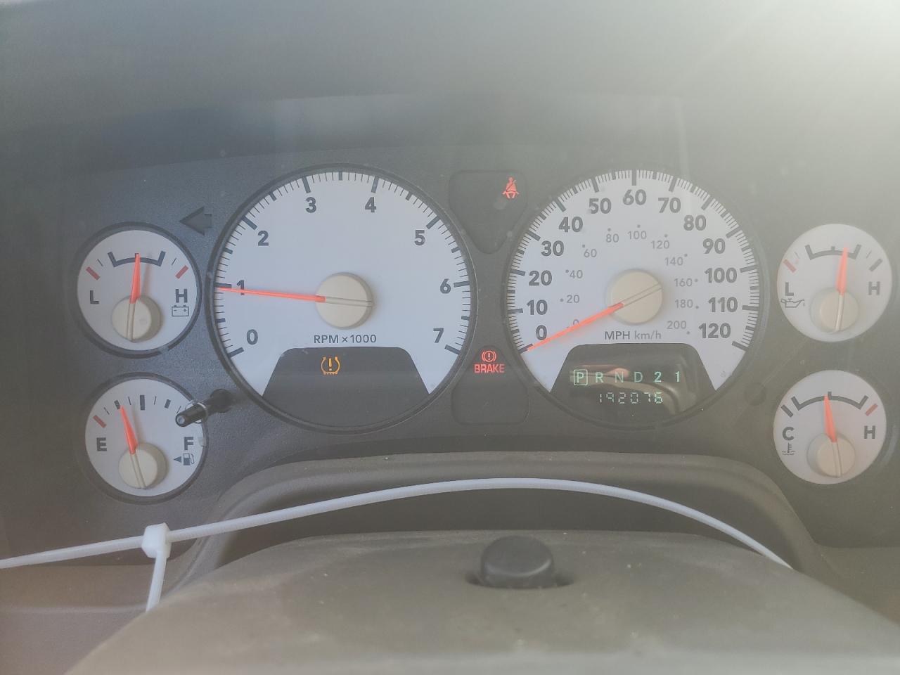 2008 Dodge Ram 1500 St VIN: 1D7HA18228J113763 Lot: 81187535