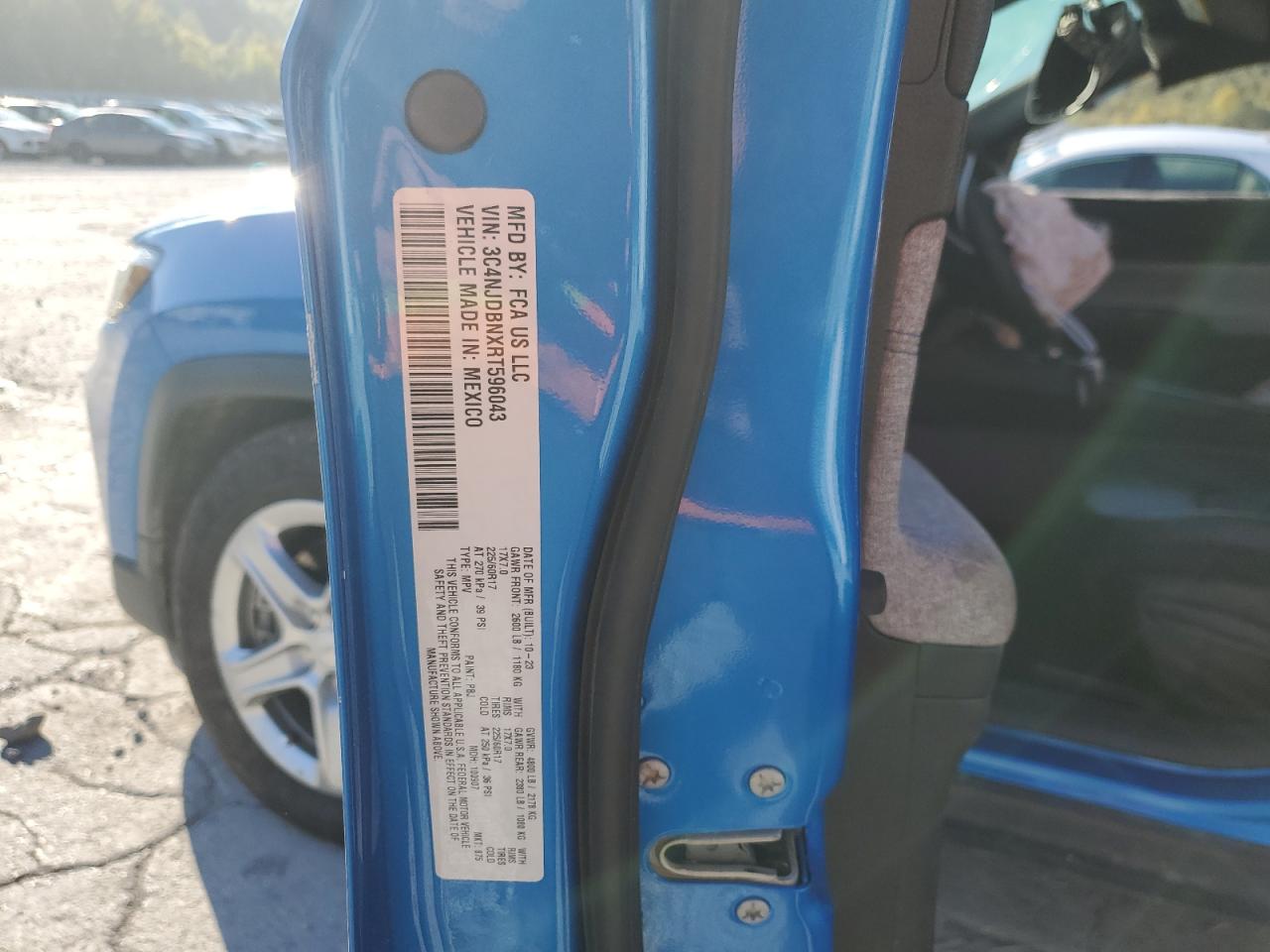 2024 Jeep Compass Latitude VIN: 3C4NJDBNXRT596043 Lot: 70636025