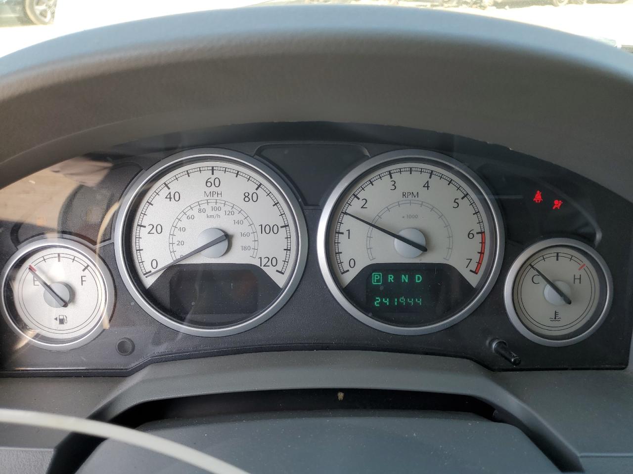 2008 Chrysler Town & Country Touring VIN: 2A8HR54P78R631786 Lot: 83889875