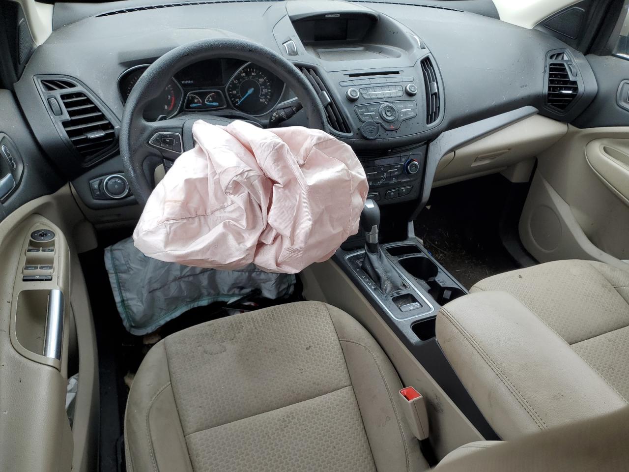 2017 Ford Escape Se VIN: 1FMCU9GD5HUA21621 Lot: 84394365