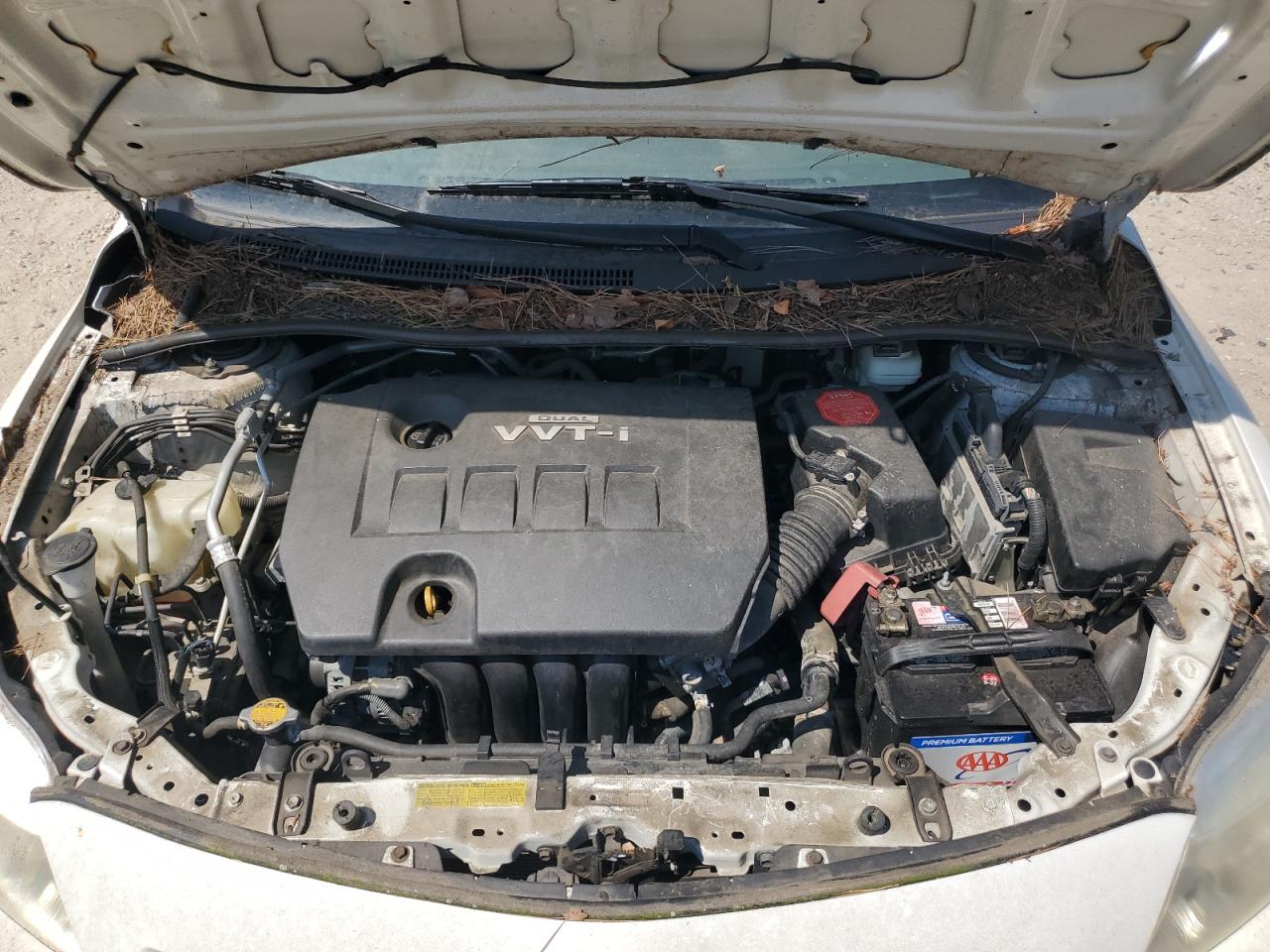 2010 Toyota Corolla Base VIN: 1NXBU4EE0AZ211052 Lot: 71869425