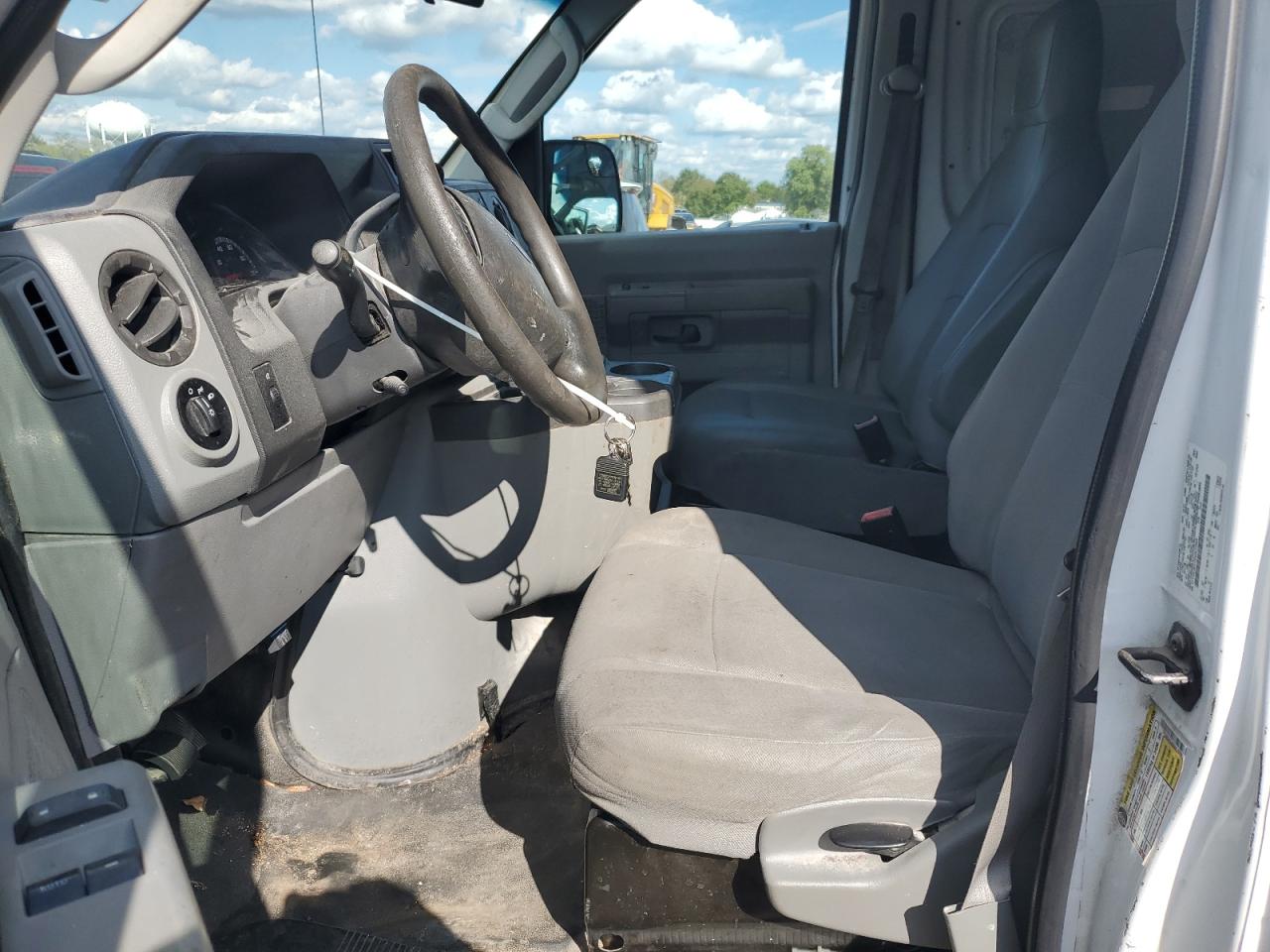 2013 Ford Econoline E250 Van VIN: 1FTNE2ELXDDA17666 Lot: 84232745