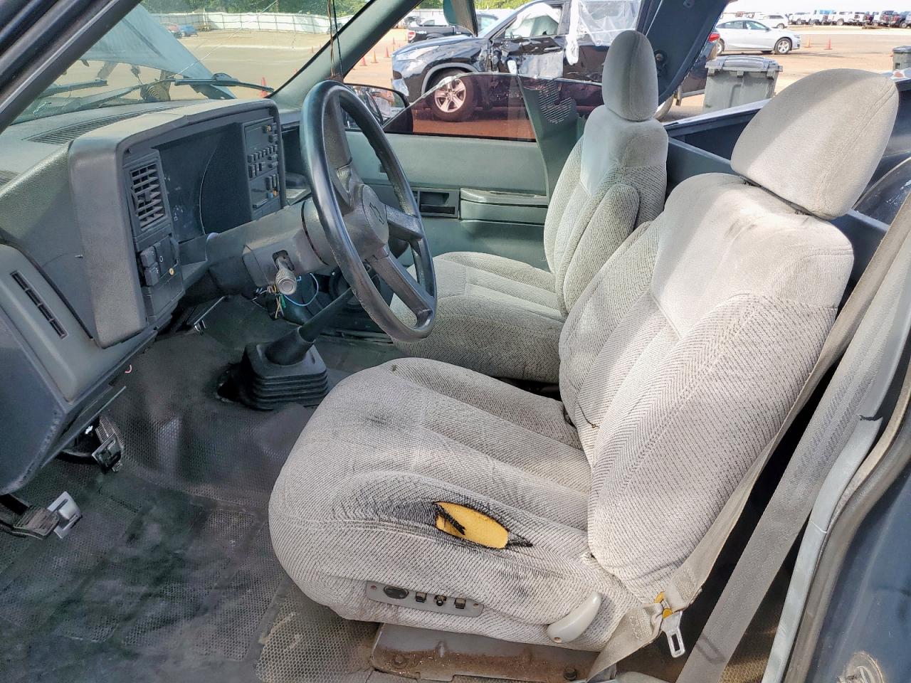 1988 Chevrolet Gmt-400 C1500 VIN: 1GCDC14Z2JZ256600 Lot: 84237755