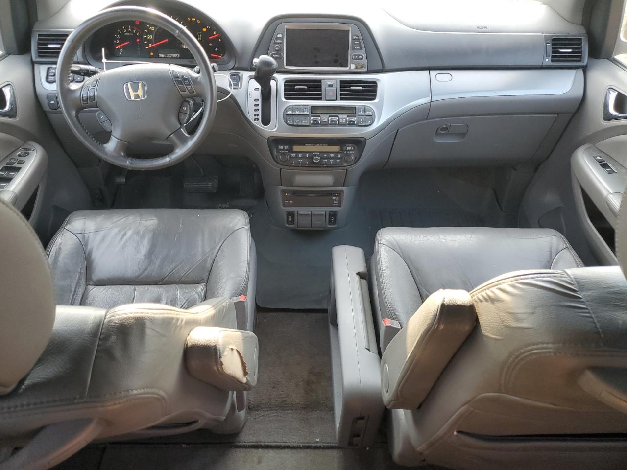 2010 Honda Odyssey Touring VIN: 5FNRL3H96AB079177 Lot: 72098375