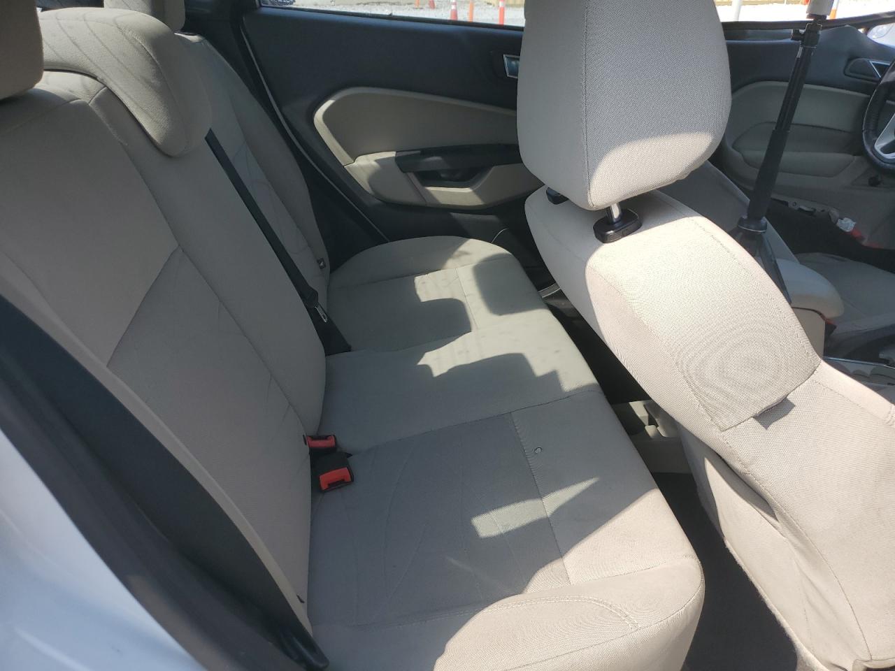 2015 Ford Fiesta Se VIN: 3FADP4BJ7FM107505 Lot: 81657615