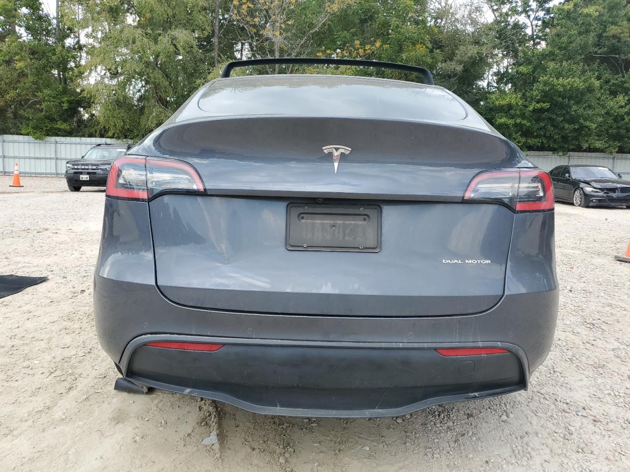 2021 Tesla Model Y VIN: 5YJYGDEE1MF120679 Lot: 81784045
