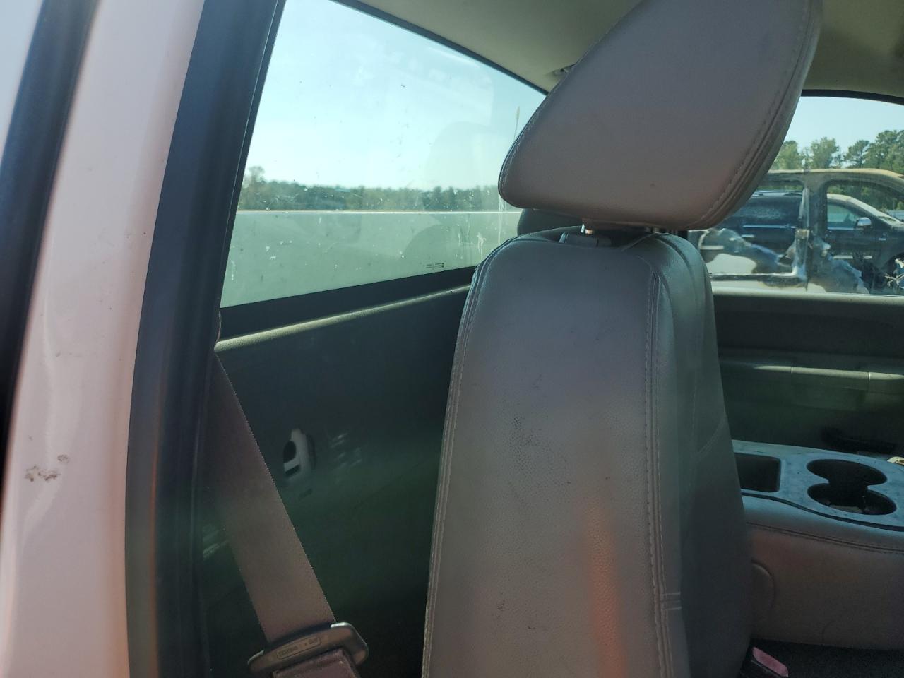 2008 Chevrolet Silverado C2500 Heavy Duty VIN: 1GBHC24K58E136581 Lot: 81222365