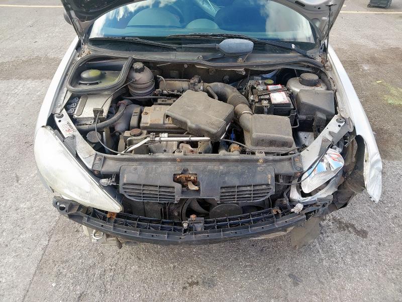2003 PEUGEOT 206 LOOK 