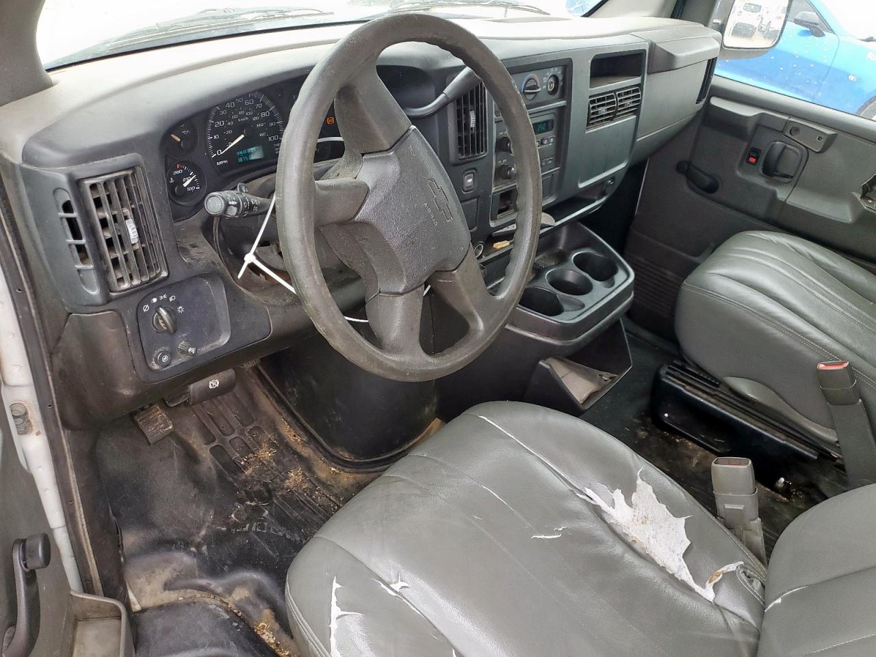 2007 Chevrolet Express G2500 VIN: 1GCGG25V071225145 Lot: 84377805