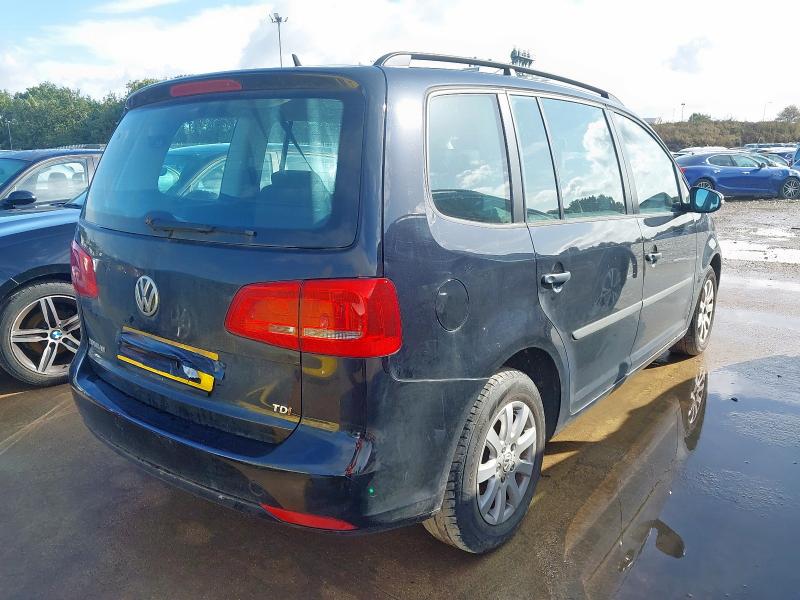 2011 VOLKSWAGEN TOURAN S TDI 106 
