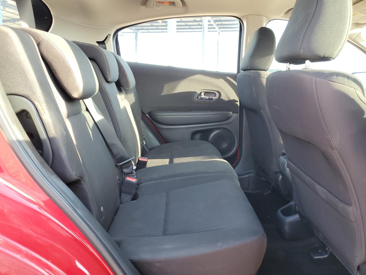 2017 Honda Hr-V Lx VIN: 3CZRU5H31HM714150 Lot: 80893765