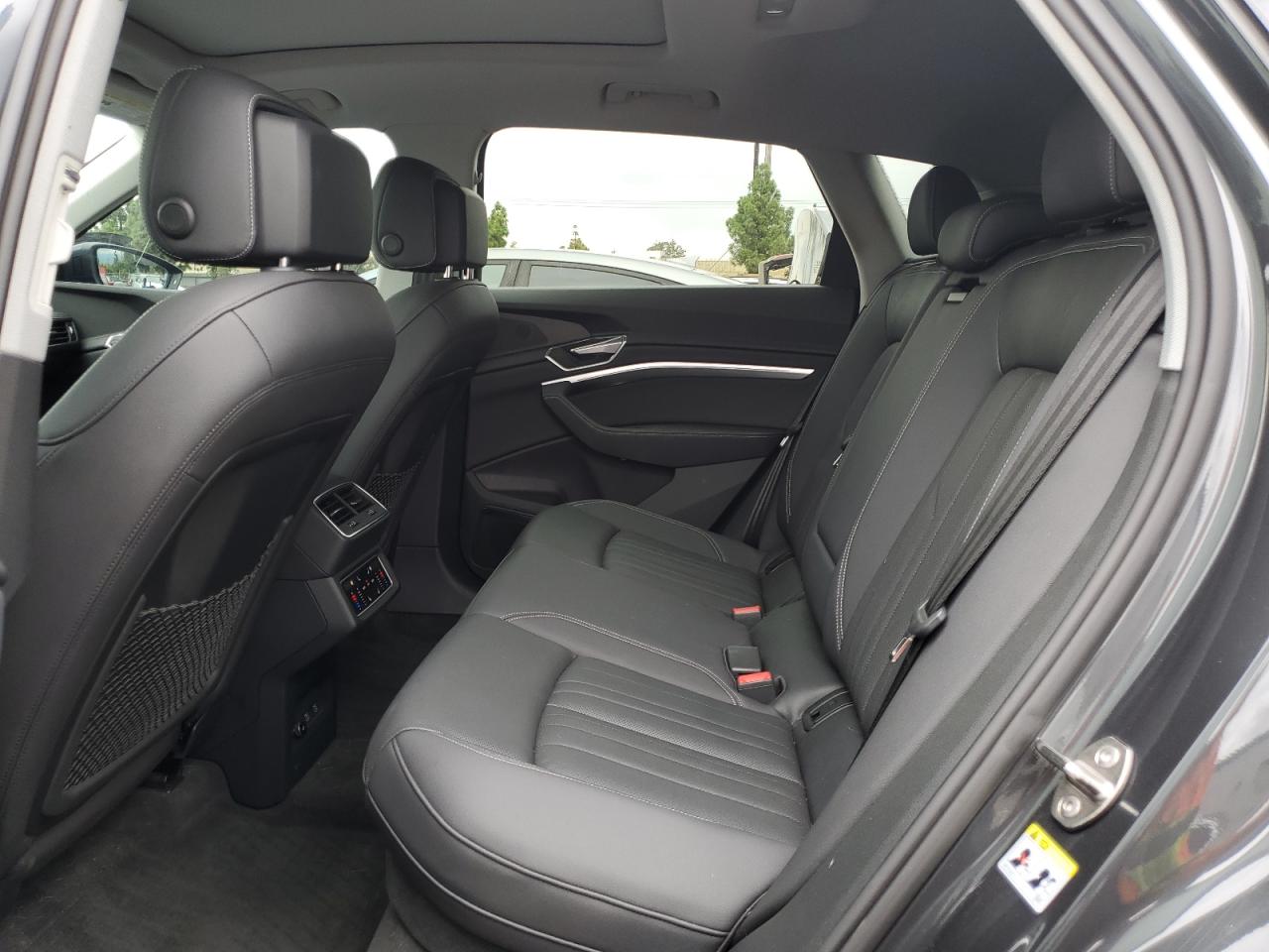 2021 Audi E-Tron Premium Plus VIN: WA1LAAGE2MB004265 Lot: 80712475