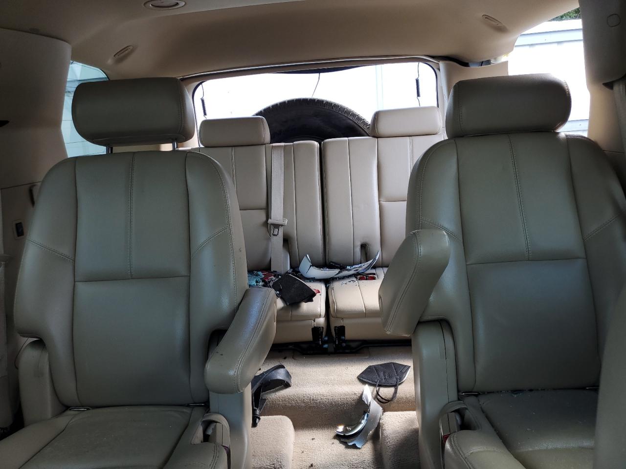 2007 GMC Yukon VIN: 1GKFC13017R229929 Lot: 89827235