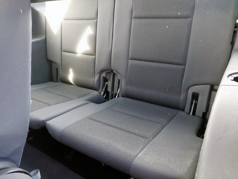 2011 VOLKSWAGEN TOURAN S TDI 106 