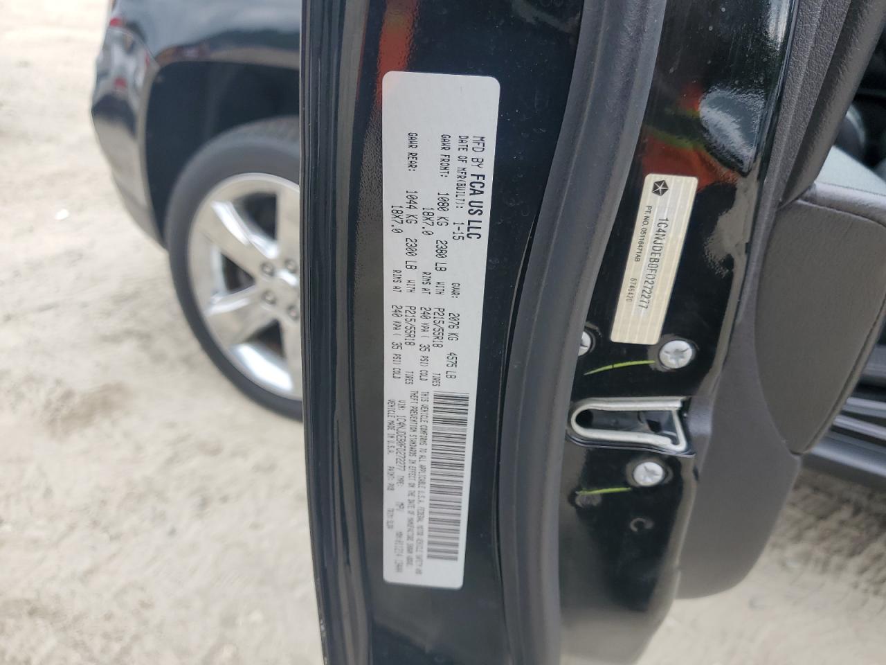 2015 Jeep Compass Latitude VIN: 1C4NJDEB0FD272277 Lot: 71917445