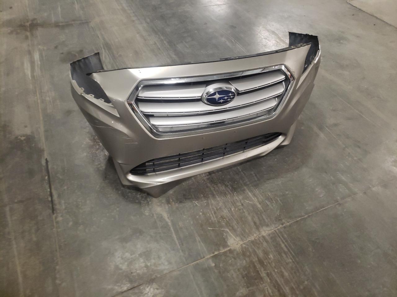 2015 Subaru Legacy 2.5I Premium VIN: 4S3BNBC65F3052768 Lot: 84193575