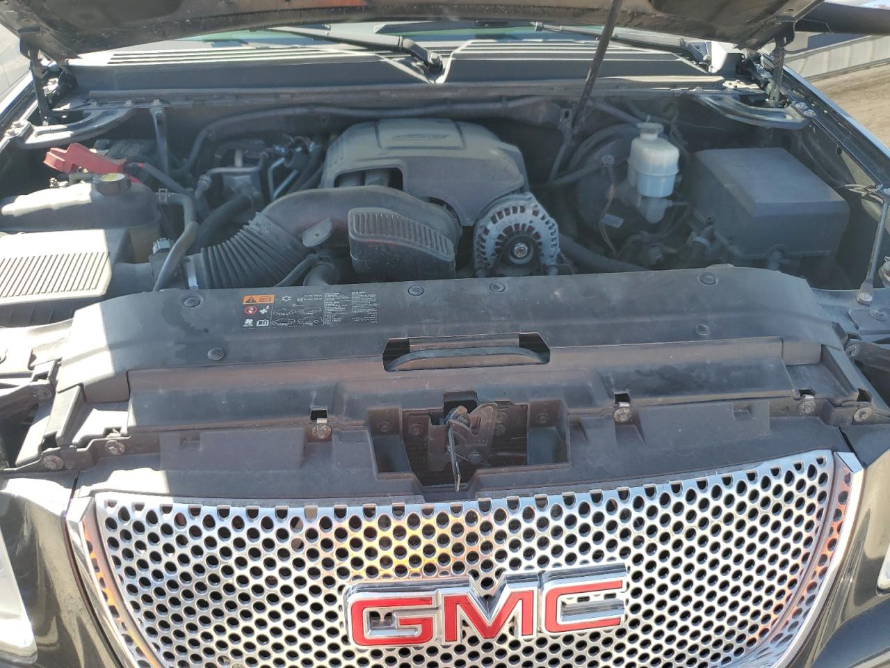 2012 GMC Yukon Xl Denali VIN: 1GKS2MEF8CR242093 Lot: 81586725