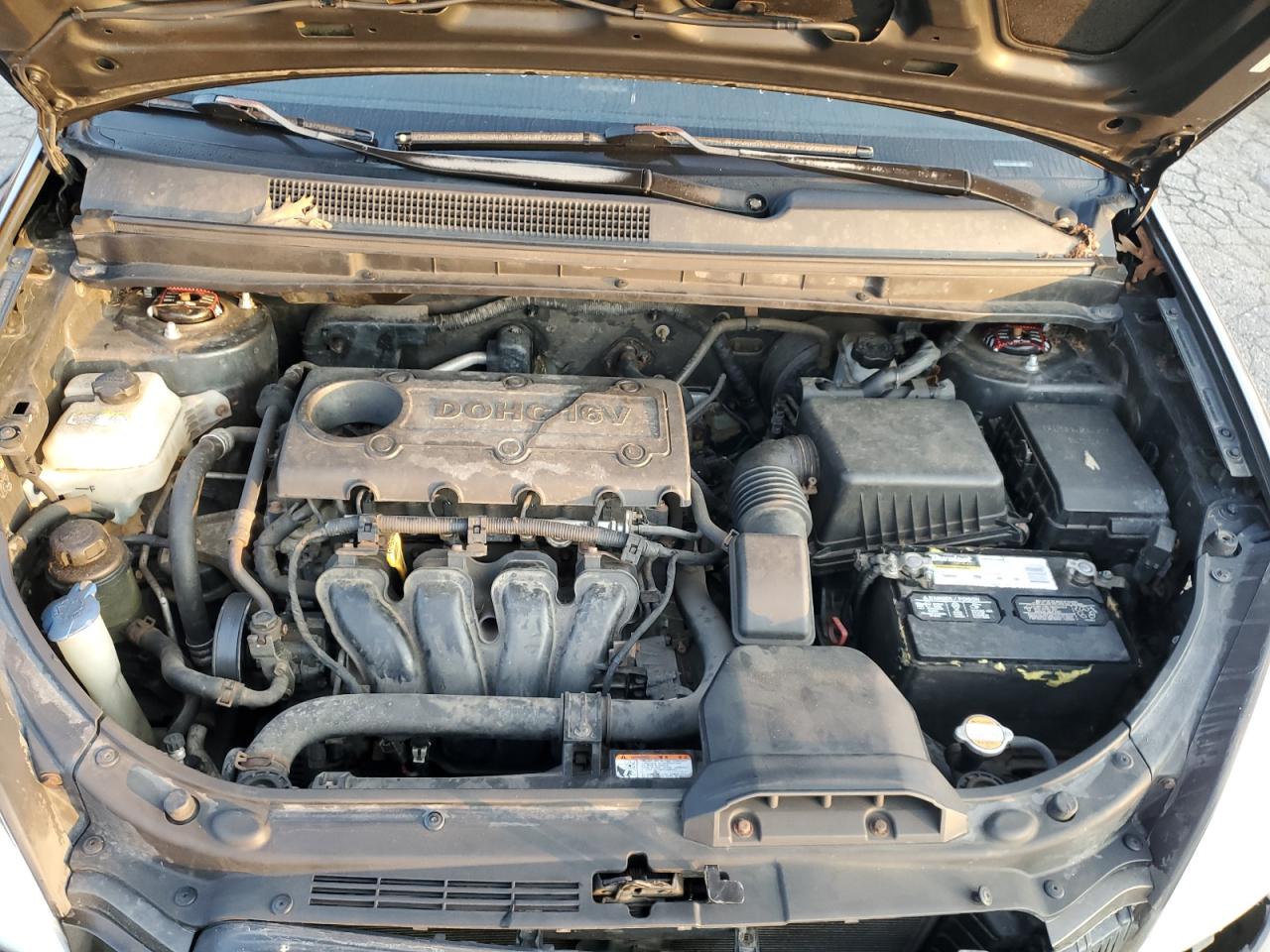 2009 Kia Rondo Base VIN: KNAFG528597221388 Lot: 71977985