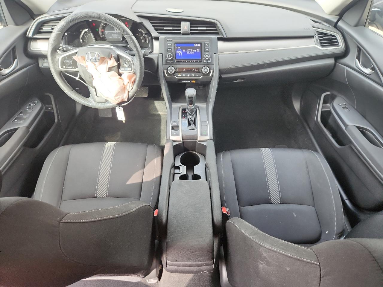 2018 Honda Civic Lx VIN: 19XFC2F50JE043827 Lot: 84421015