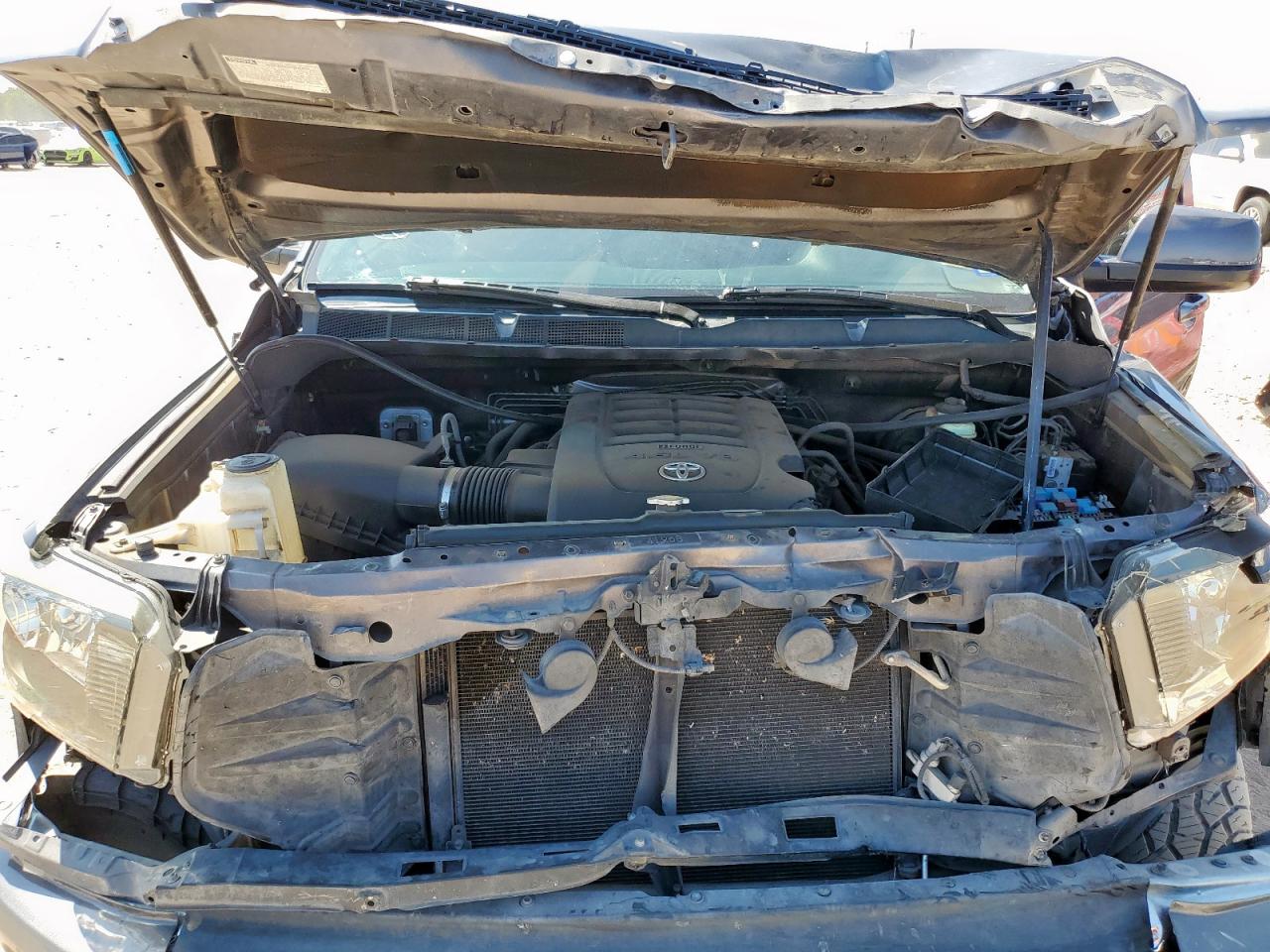 2015 Toyota Tundra Crewmax Sr5 VIN: 5TFEM5F14FX084914 Lot: 84382465