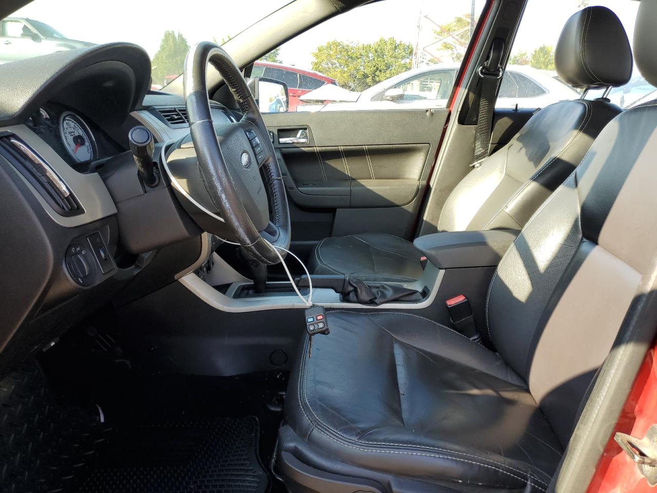 2010 Ford Focus Sel VIN: 1FAHP3HN5AW267624 Lot: 81402385