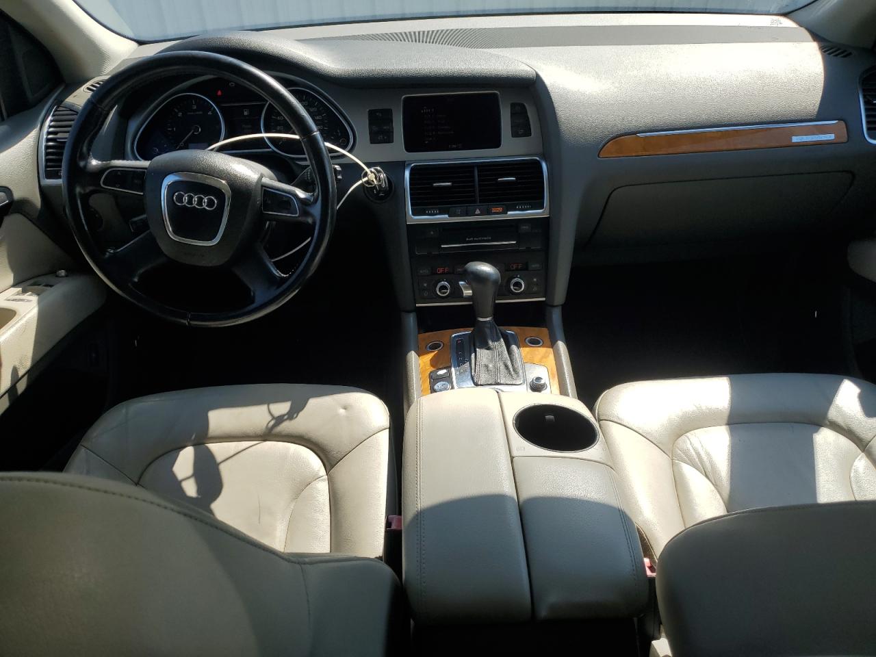 2010 Audi Q7 Prestige VIN: WA1VMAFE2AD006308 Lot: 80707055