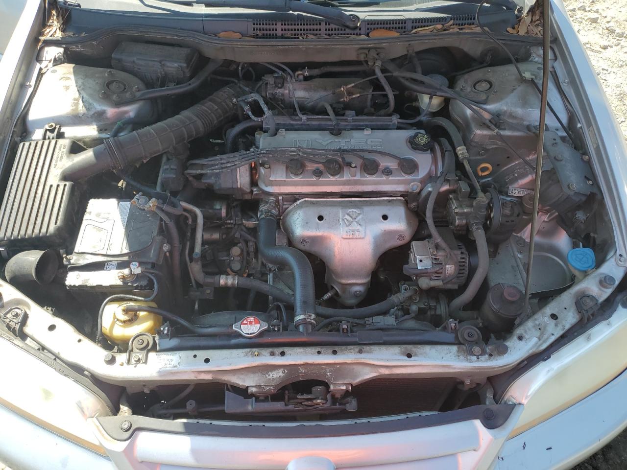 2001 Honda Accord Lx VIN: 1HGCG56471A113358 Lot: 71661335