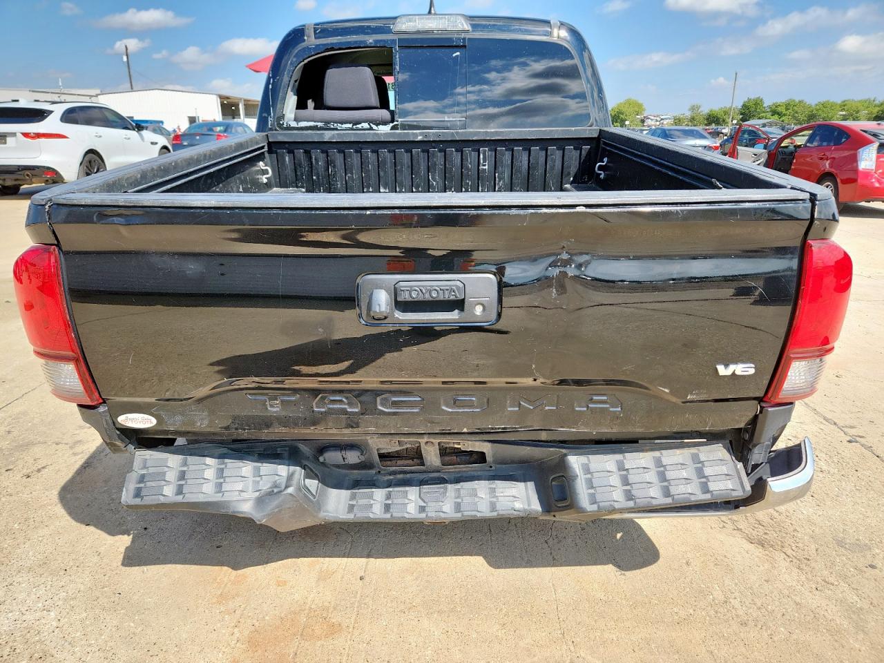 2018 Toyota Tacoma Double Cab VIN: 5TFAZ5CN9JX063864 Lot: 81582125