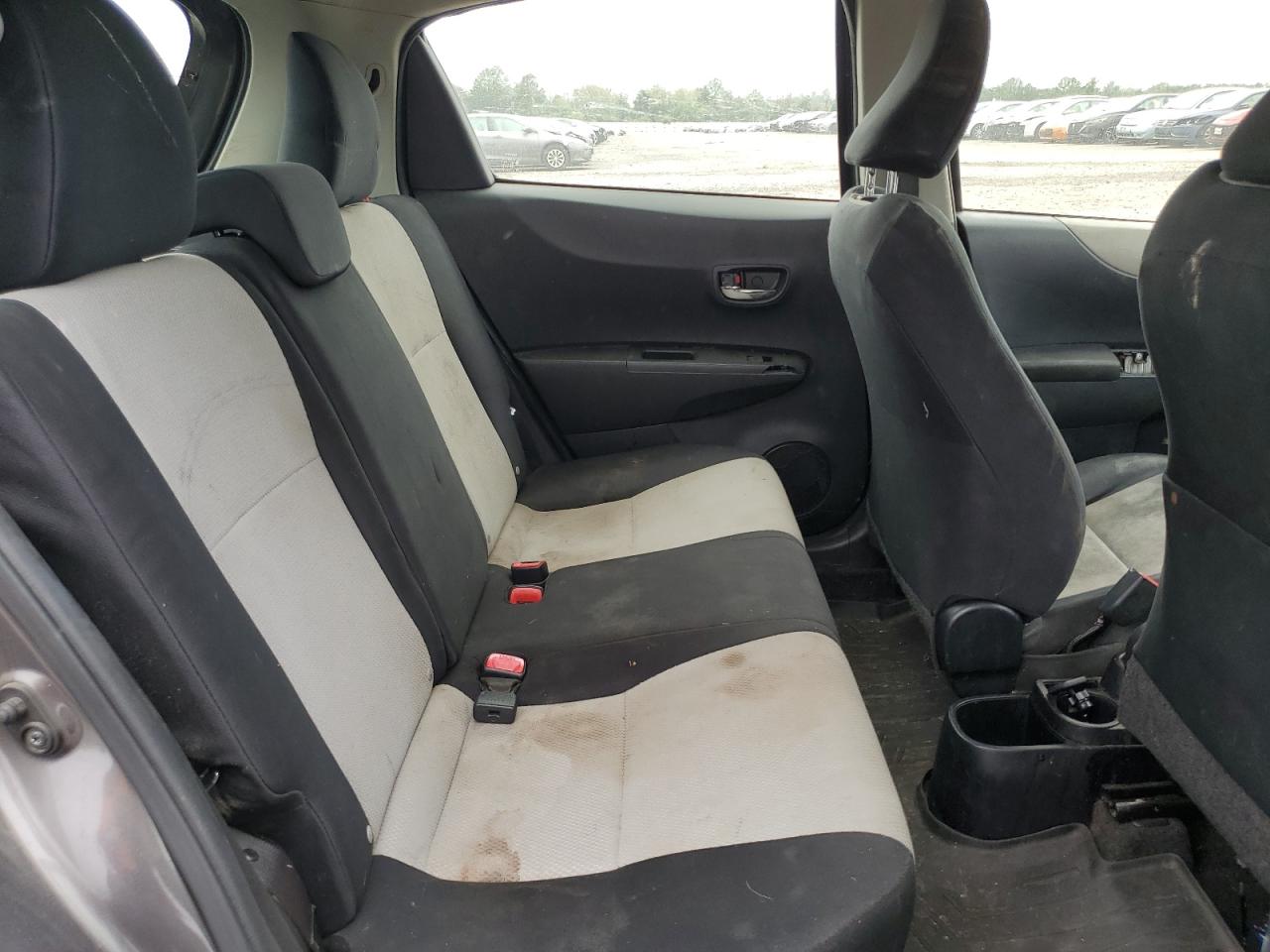 2013 Toyota Yaris VIN: JTDKTUD33DD567393 Lot: 84073645