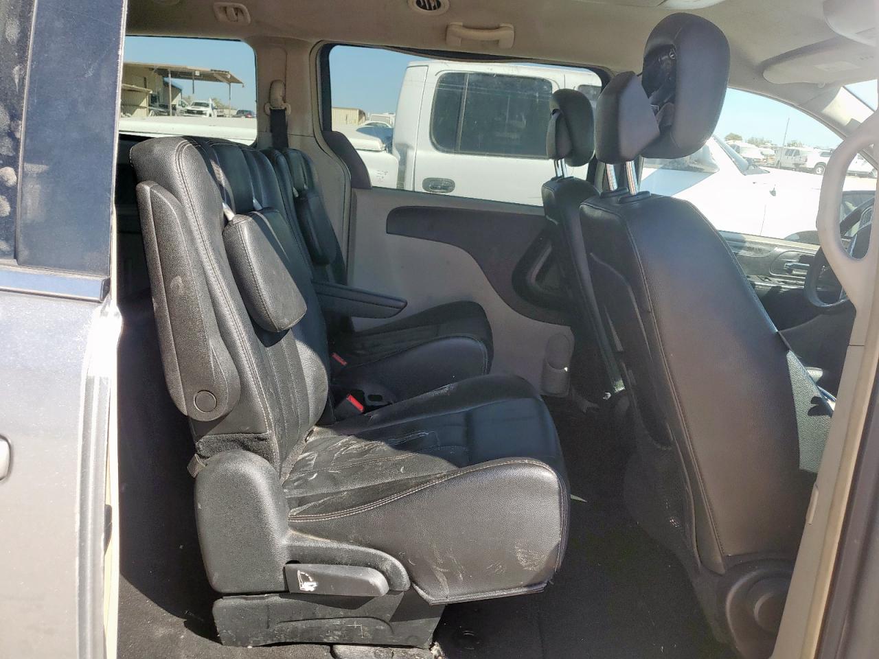 2014 Chrysler Town & Country Touring VIN: 2C4RC1BG4ER440380 Lot: 84273935