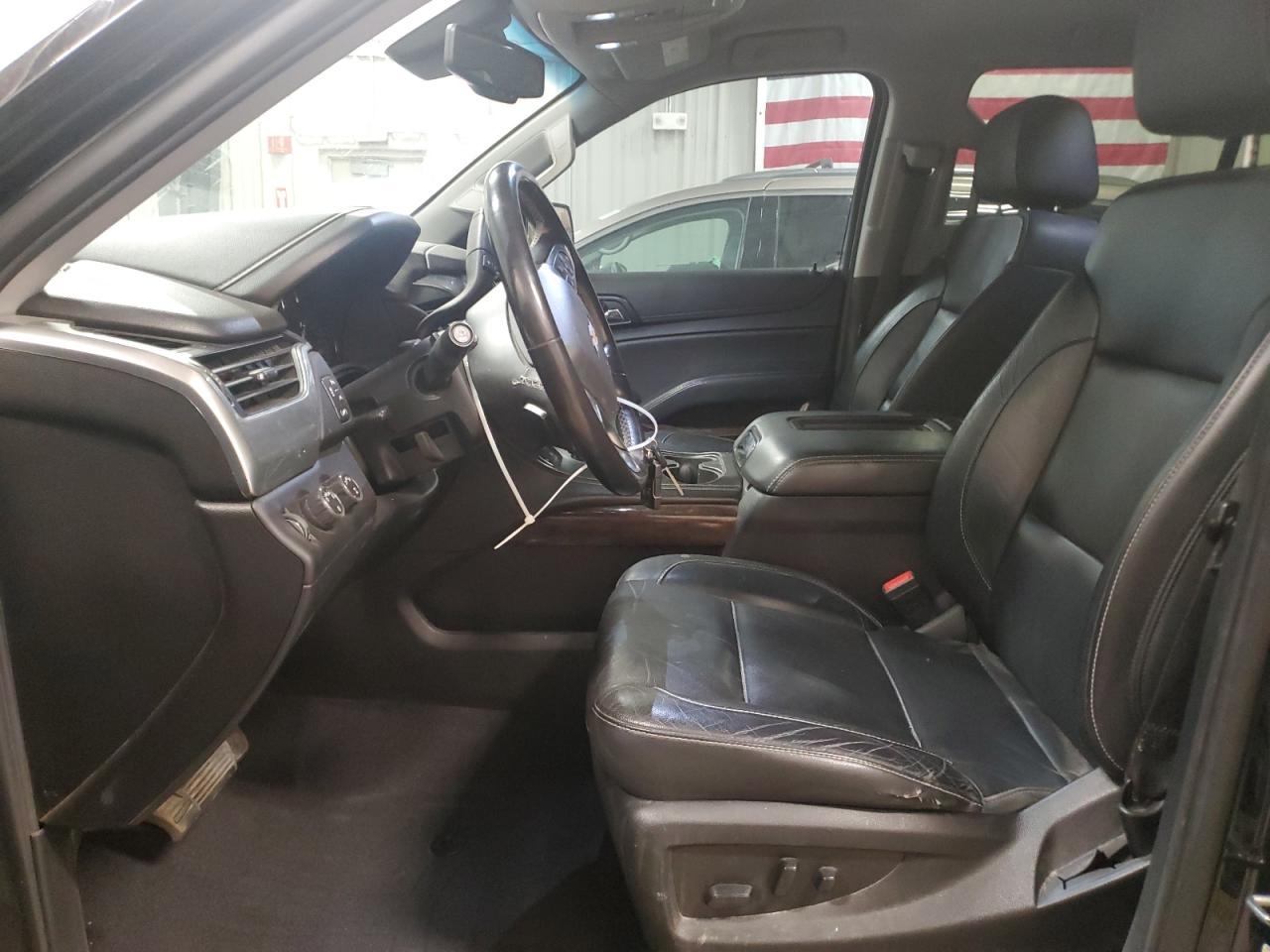 2019 Chevrolet Tahoe K1500 Lt VIN: 1GNSKBKCXKR398197 Lot: 70944045