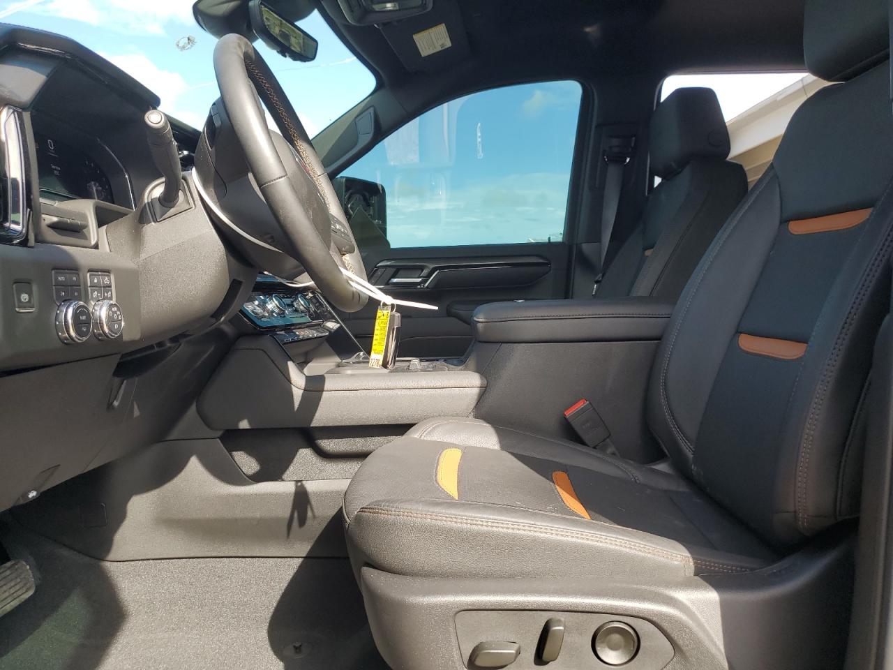 2025 GMC Sierra K2500 At4 VIN: 1GT4UPE75SF295603 Lot: 83995485