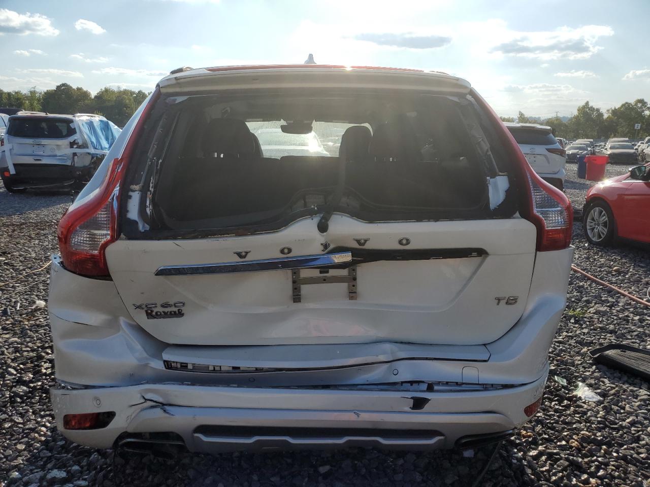 2017 Volvo Xc60 T5 Dynamic VIN: YV440MDRXH2198553 Lot: 72082655