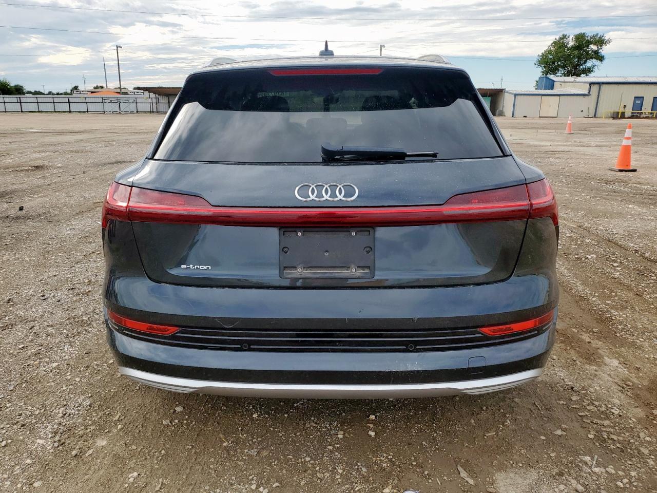2019 Audi E-Tron Prestige VIN: WA1VABGE1KB009596 Lot: 83977925