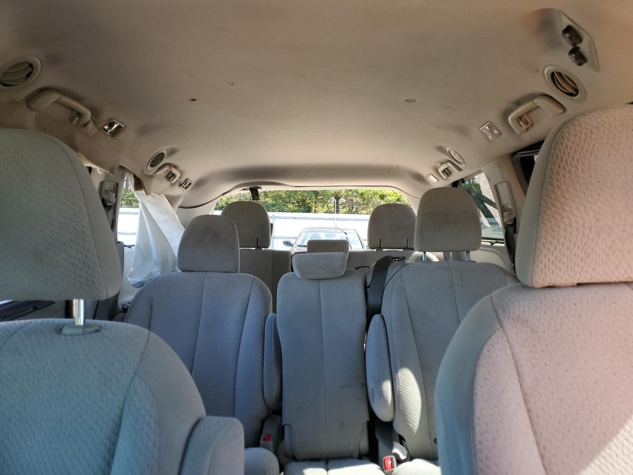 2012 Toyota Sienna Le VIN: 5TDKK3DCXCS230395 Lot: 80191145