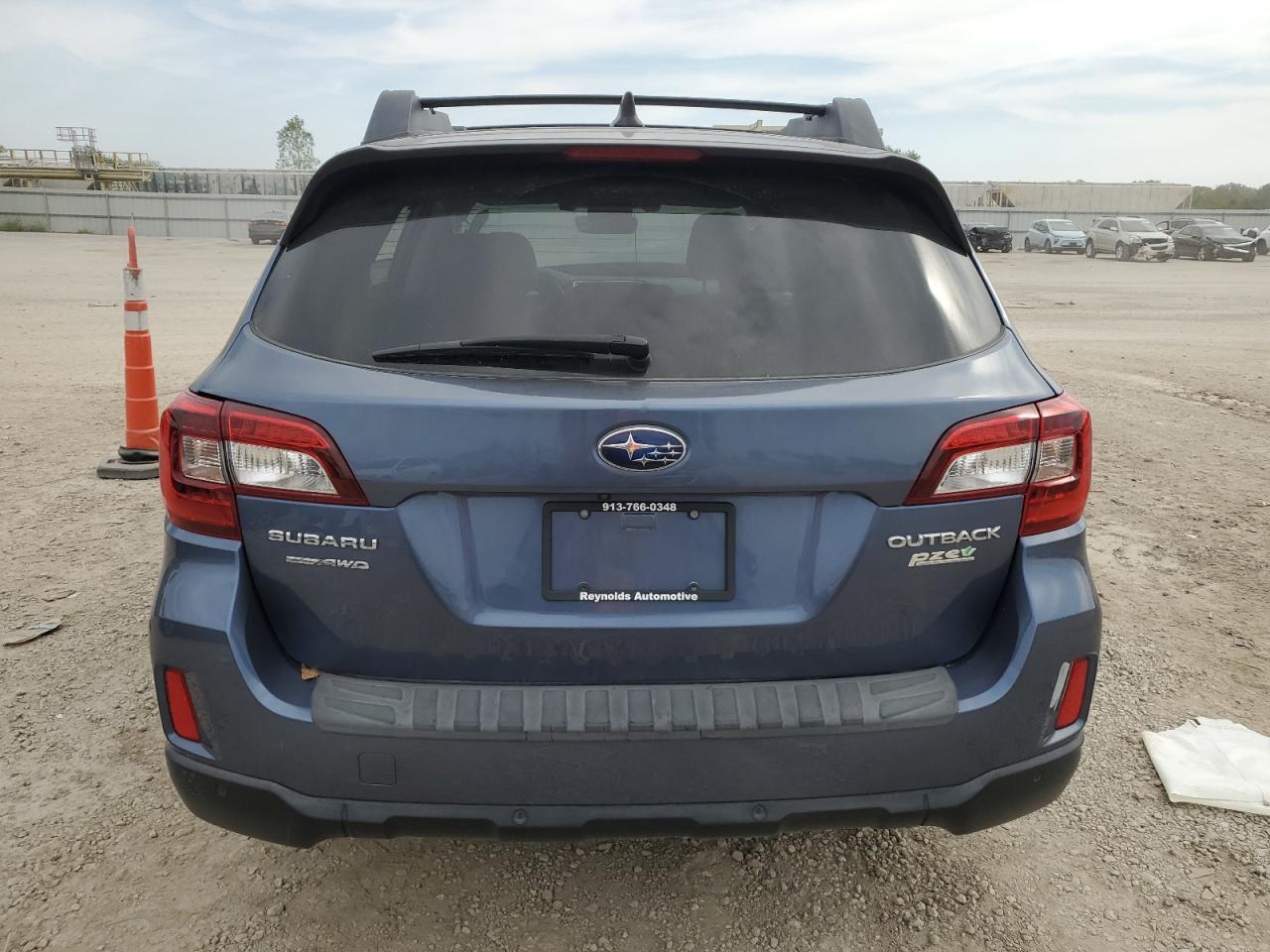 2017 Subaru Outback 2.5I Limited VIN: 4S4BSANC8H3339557 Lot: 81963825