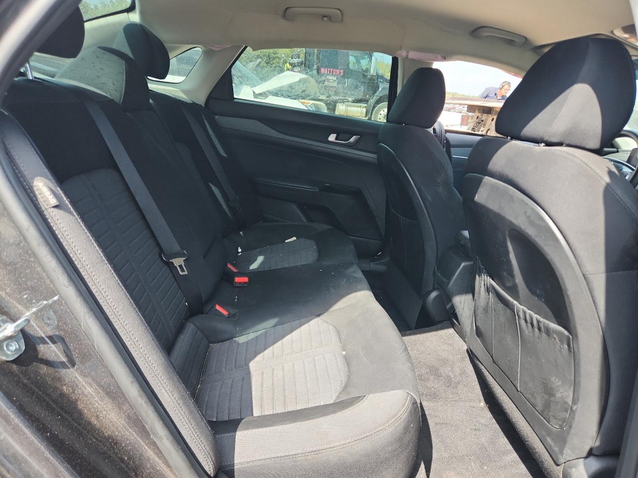 2025 Kia K5 Lxs VIN: KNAG24J74S5300431 Lot: 81052925